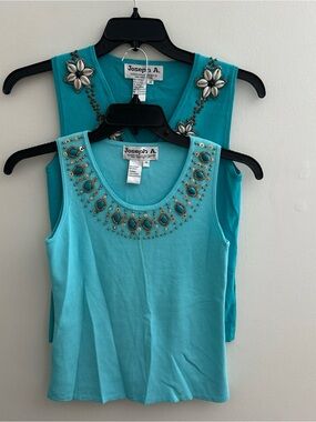 Women’s Joseph A Sleeveless Tops  Size Medium Knitted Jeweled Seashells